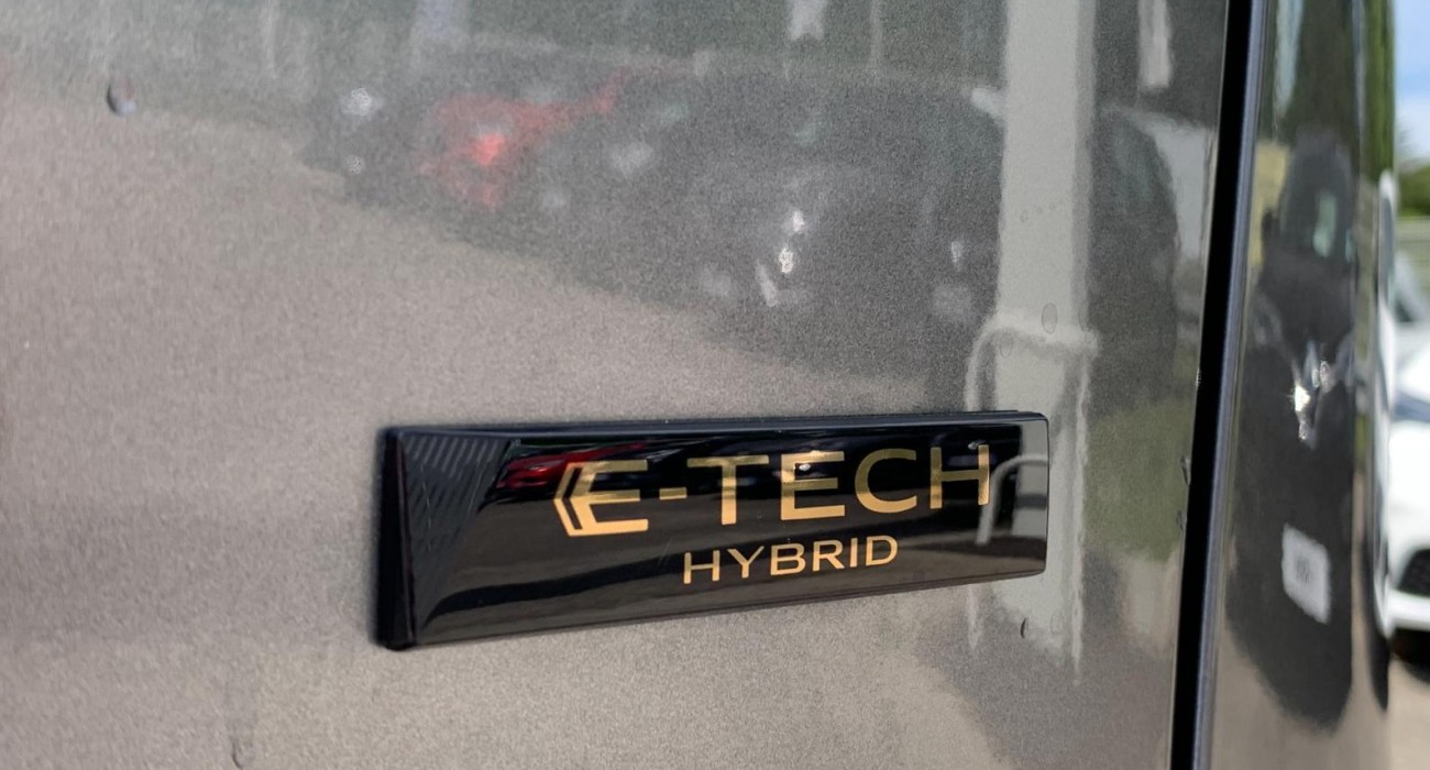 Renault AUSTRAL E-Tech hybrid 200 Techno 6