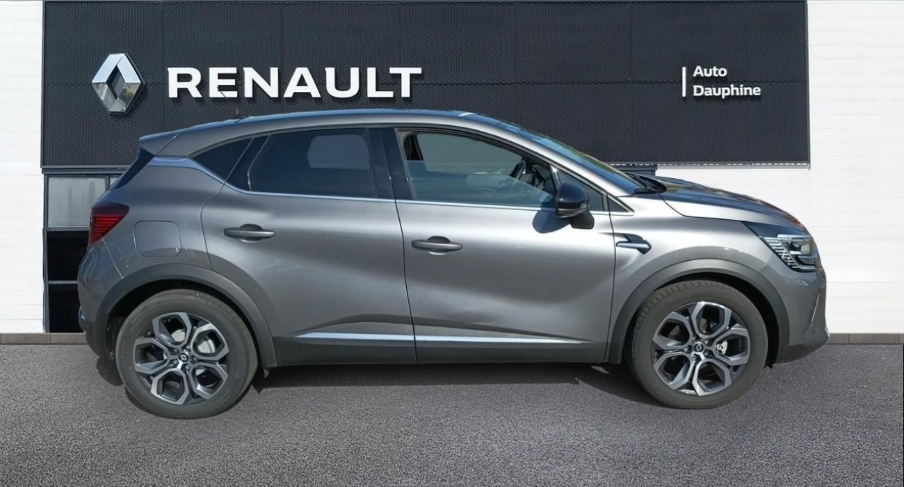 Renault CAPTUR TCe 140 - 21 Intens 3