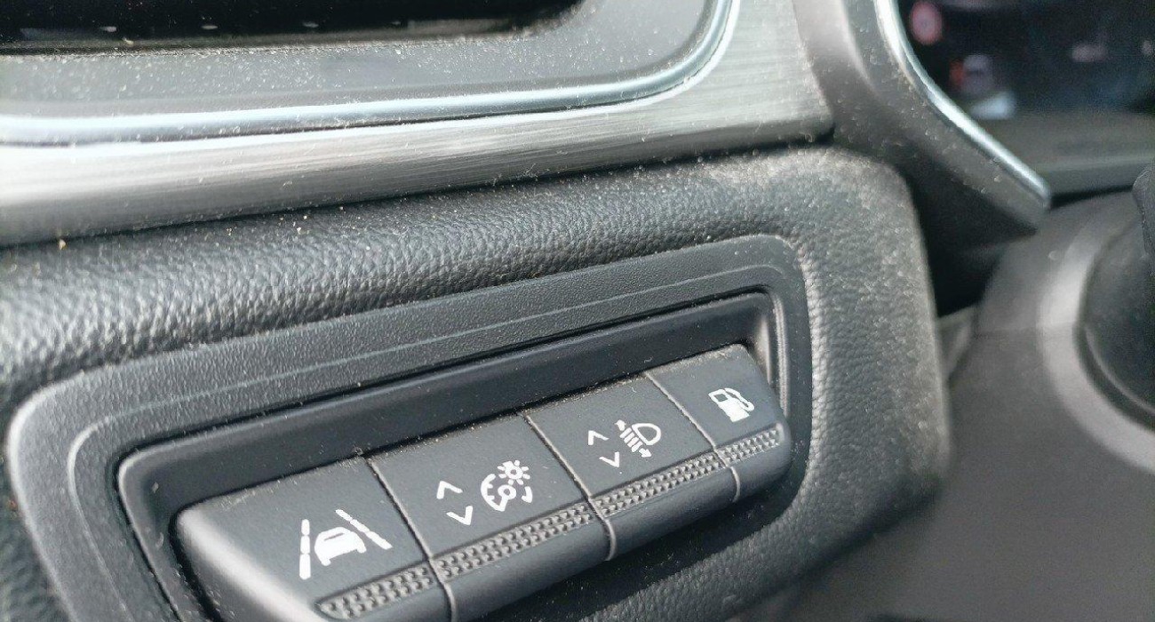 Renault CAPTUR E-Tech Plug-in 160 Intens 15