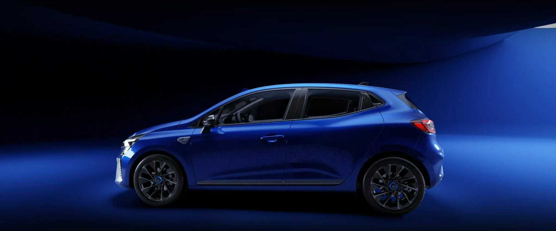 Voiture neuve Renault CLIO ETECH FULL HYBRID dans vos concessions Auto